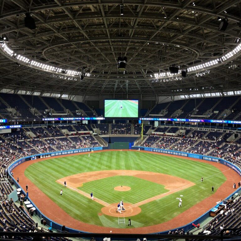 도쿄돔에서 열리는 월드베이스볼클래식 경기장 내부